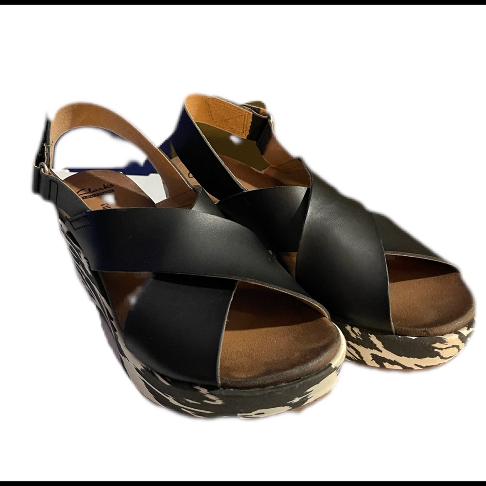 Clarks collection wedge sandal size 8